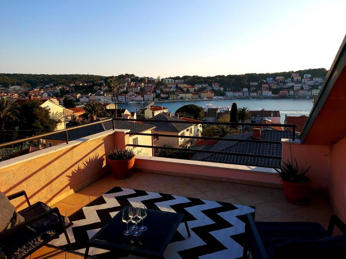 Apartment Sun View Mali Losinj Bagian luar foto