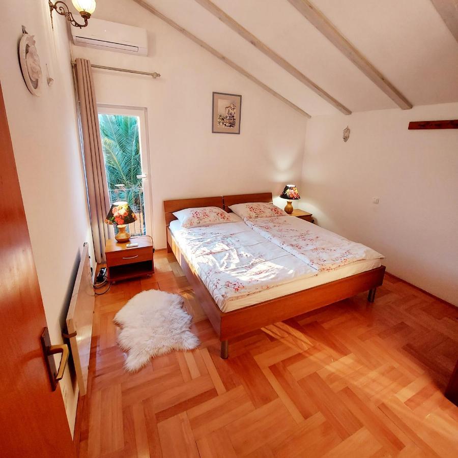 Apartment Sun View Mali Losinj Bagian luar foto